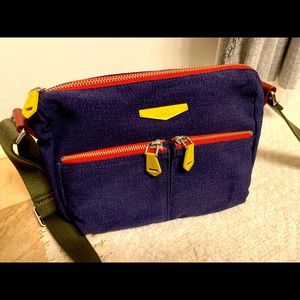 Kipling Kaeon Wanderer Crossbody